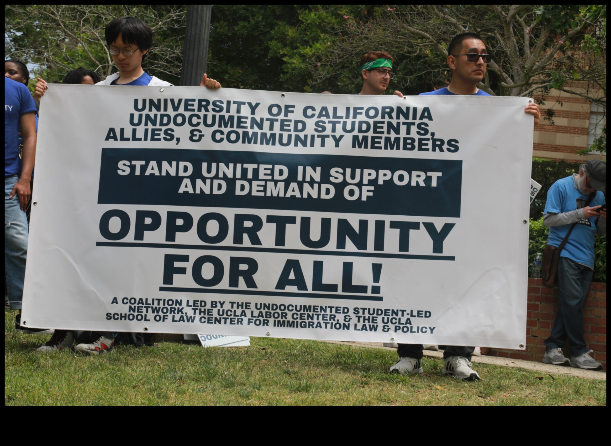 Undocumented Students Obstacles and Opportunities 1